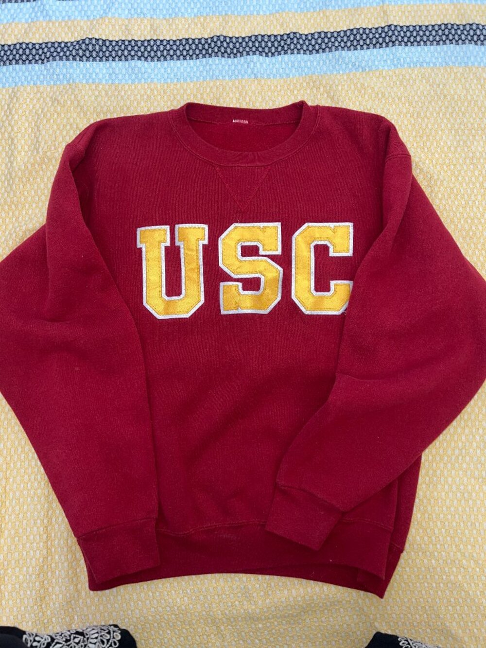 Vintage USC Trojans Crimson Gold Patch Crewneck Sweatshirt